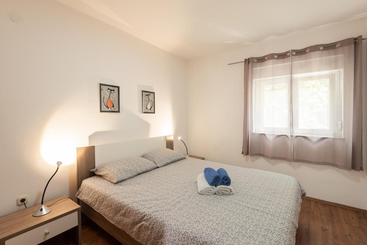 Apartment N&T Пула Екстериор снимка
