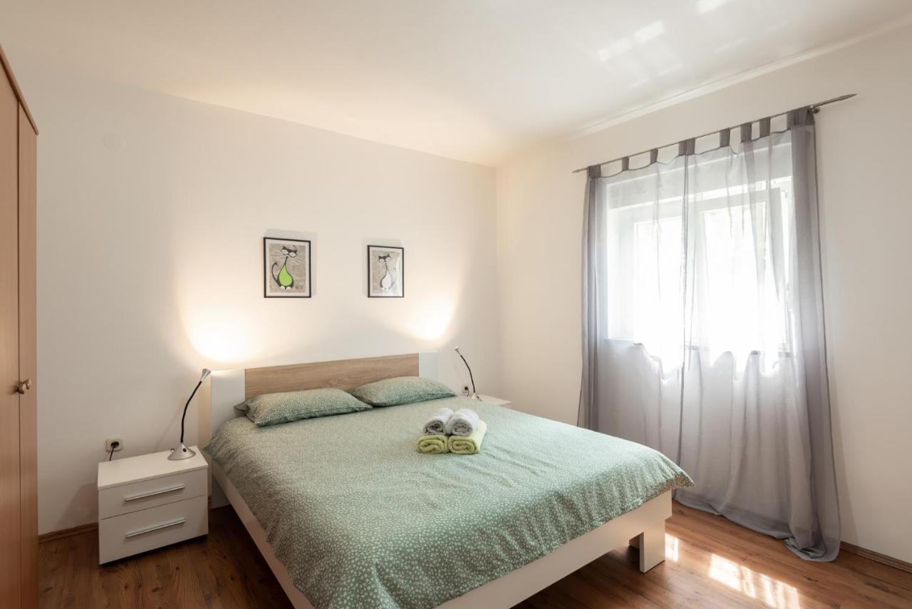 Apartment N&T Пула Екстериор снимка