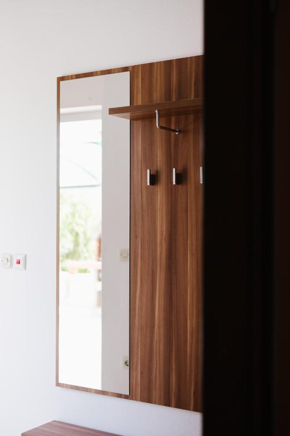 Apartment N&T Пула Екстериор снимка